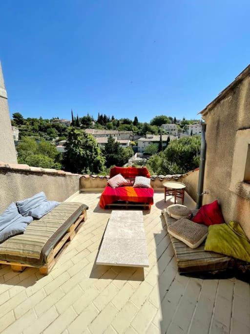 Charmante Maison De Village Au Pied Du Luberon Cabrieres-d'Aigues Екстериор снимка